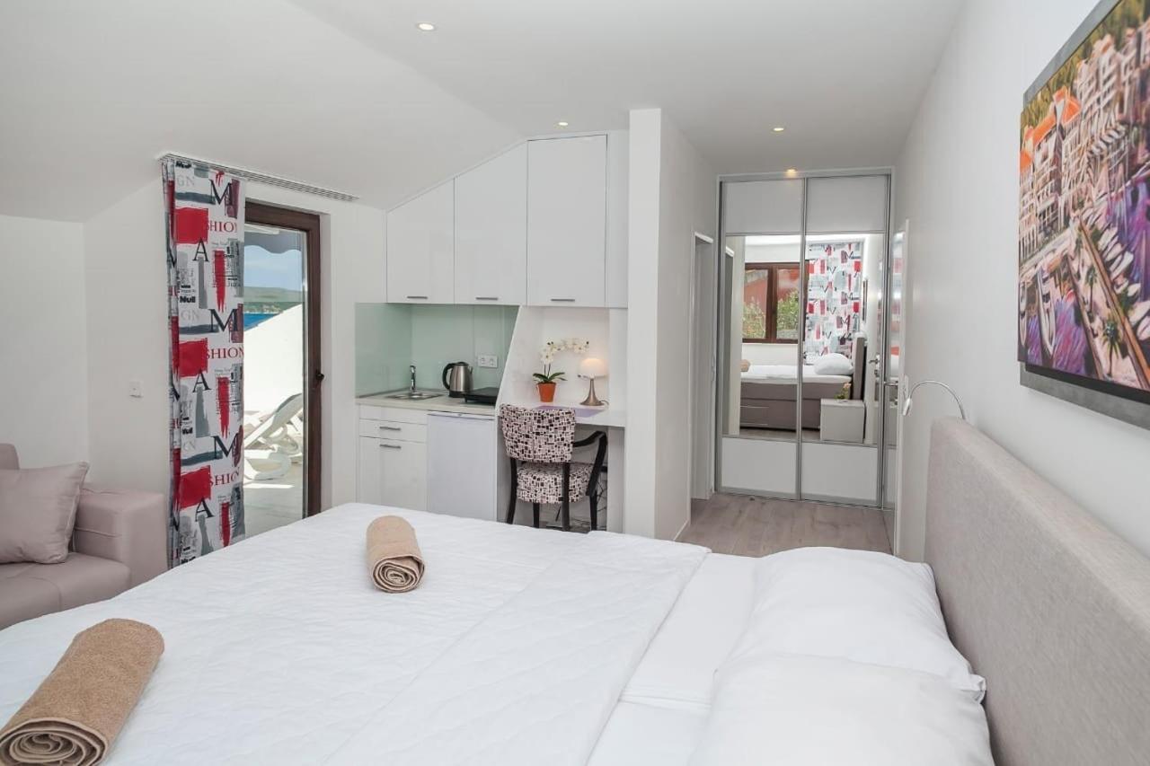 בודווה Villa Mona 2 חדר תמונה